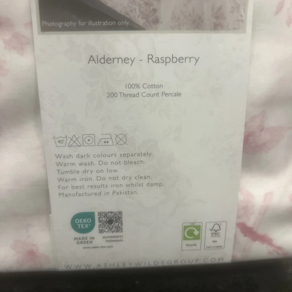 New Cabbages & Roses London Luxe 3 Pc King Duvet Set Floral Alderney Raspberry